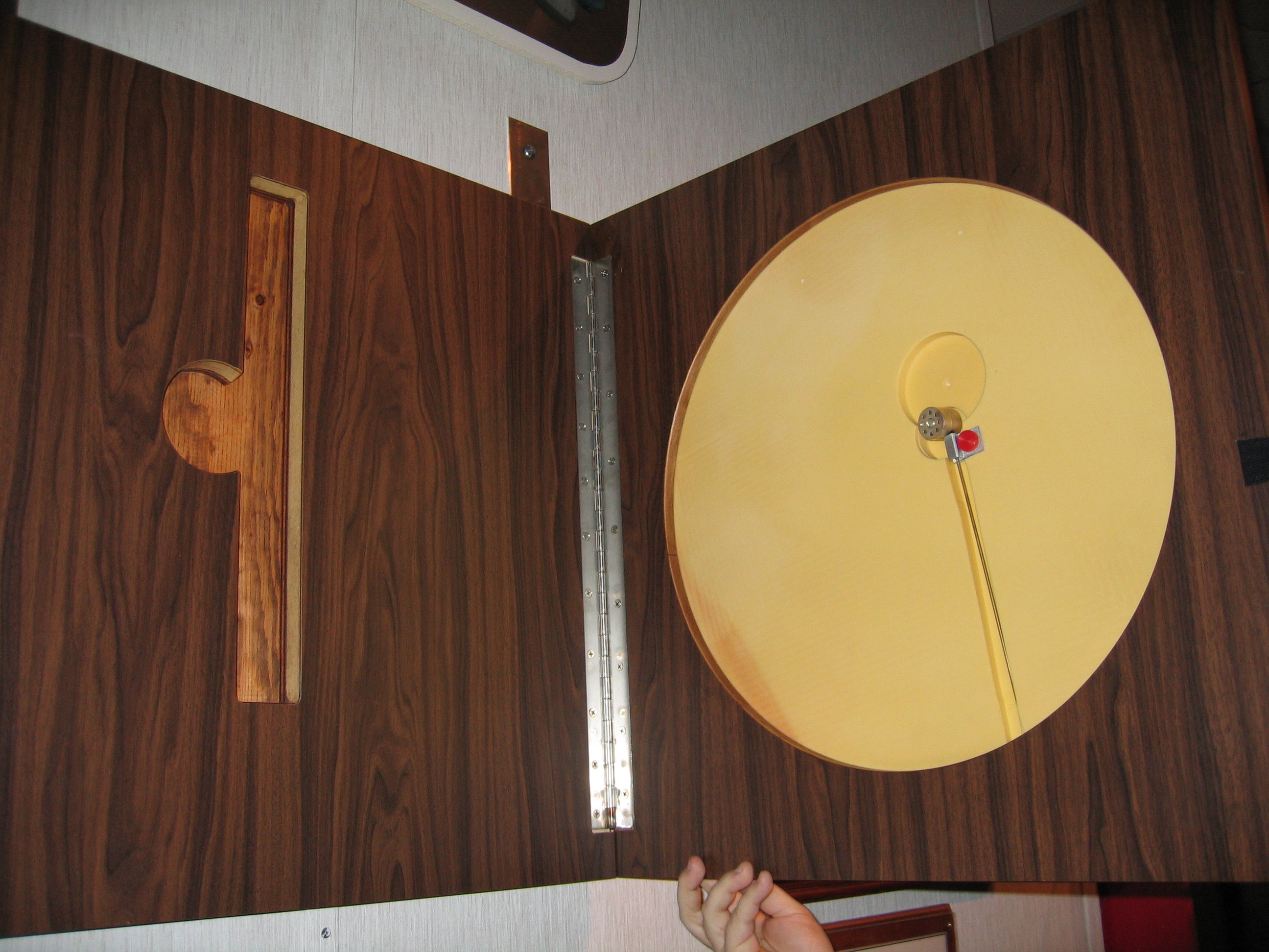 Figure 4 — "The Thing," opened. The passive cavity resonator had no power source and no active components — a diaphragm and a quarter-wave antenna. It became active only when illuminated by an exte…
